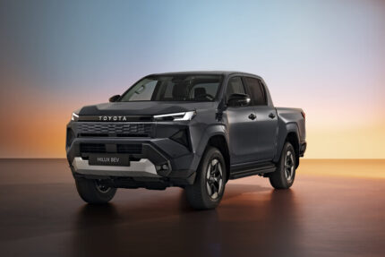HILUX 2025 CHINA ELECTRIC