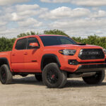 TACOMA 2023 DUBAI HYBRID 2.4 T TRD SPORT V4 4X4 I-FORCE MAX ROOF RACK