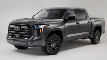 TUNDRA 2023 DUBAI HYBRID