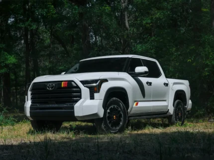TUNDRA 2025 CHINA ELECTRIC